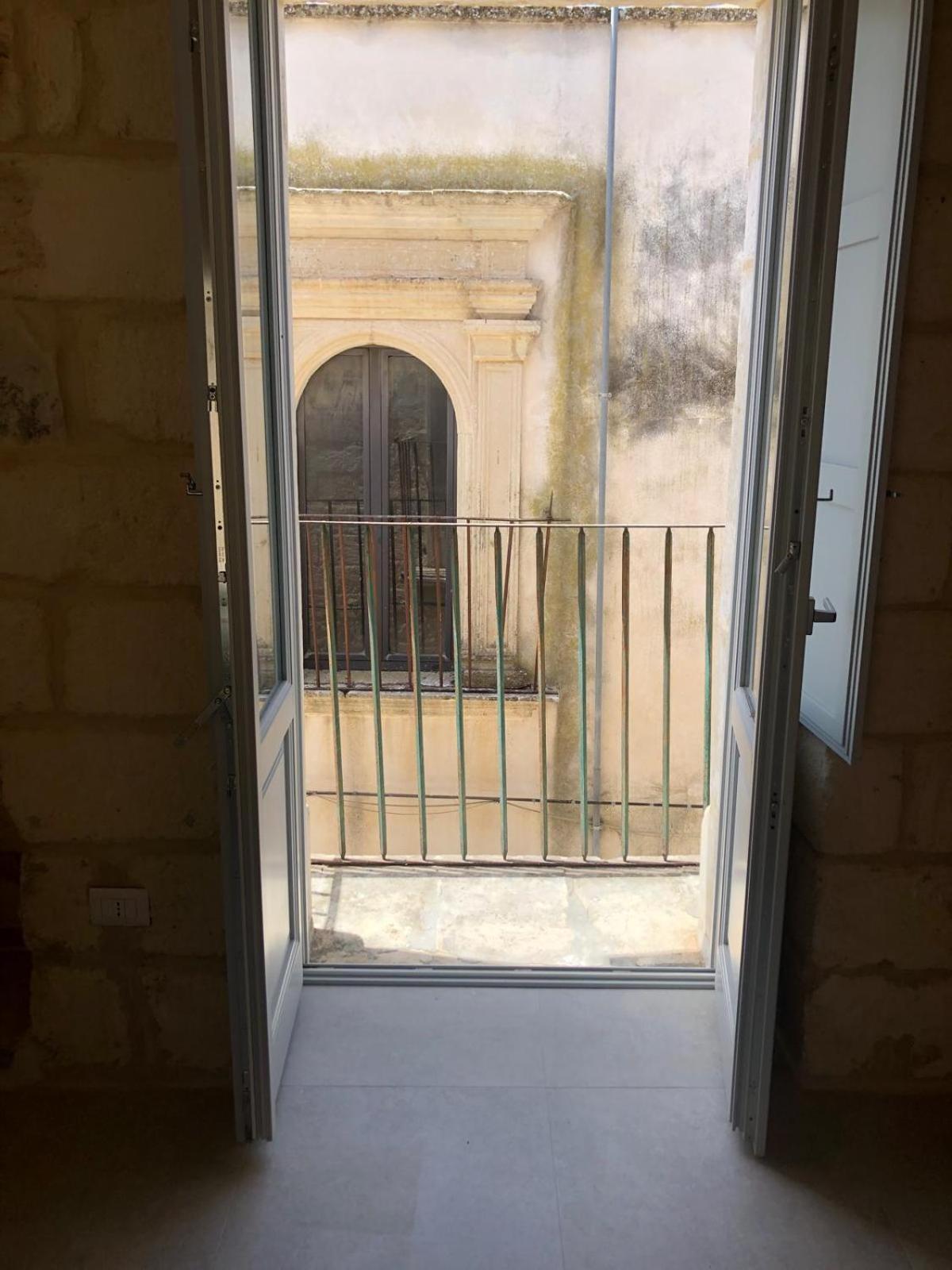 Odegos Monolocali Vico Sant'Antonio Villa Carpignano Salentino Luaran gambar