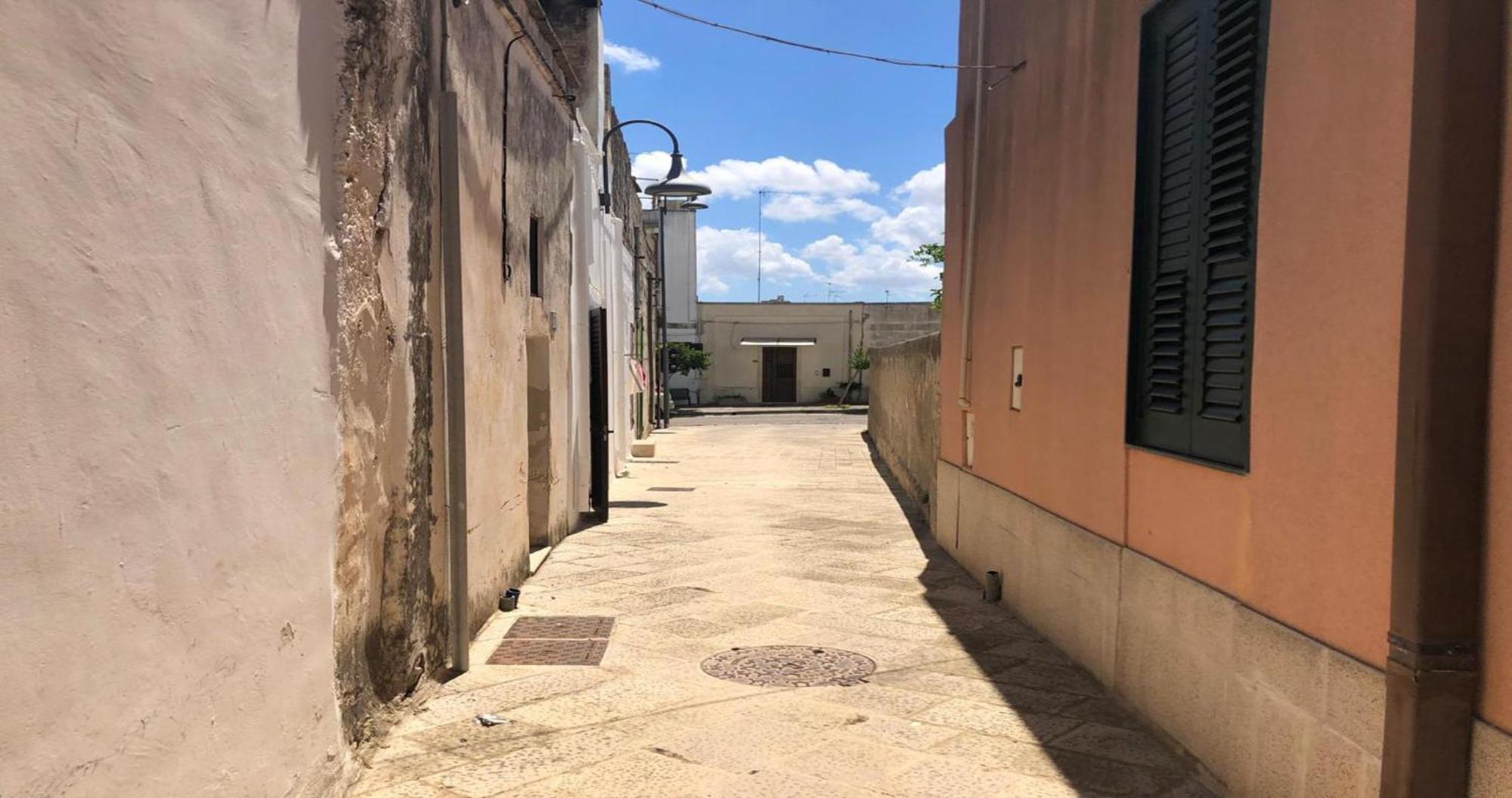 Odegos Monolocali Vico Sant'Antonio Villa Carpignano Salentino Luaran gambar