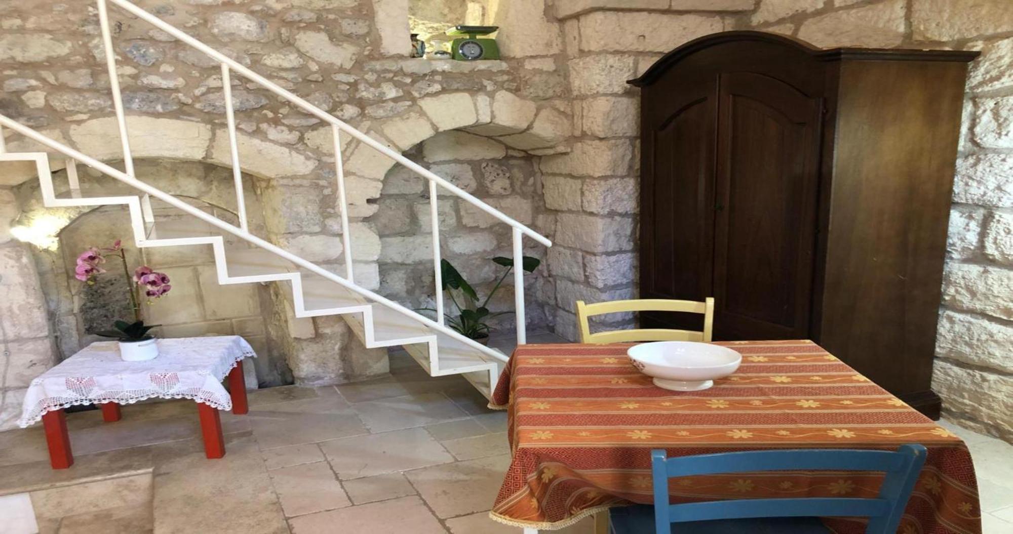 Odegos Monolocali Vico Sant'Antonio Villa Carpignano Salentino Luaran gambar